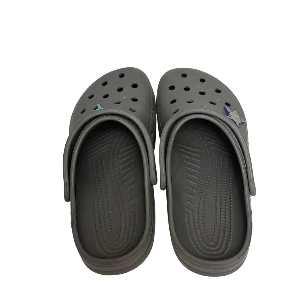 Crocs Classic Clog Slate Grey Mens 7 Womens 9 Slip On Shoes with Dallas Charms